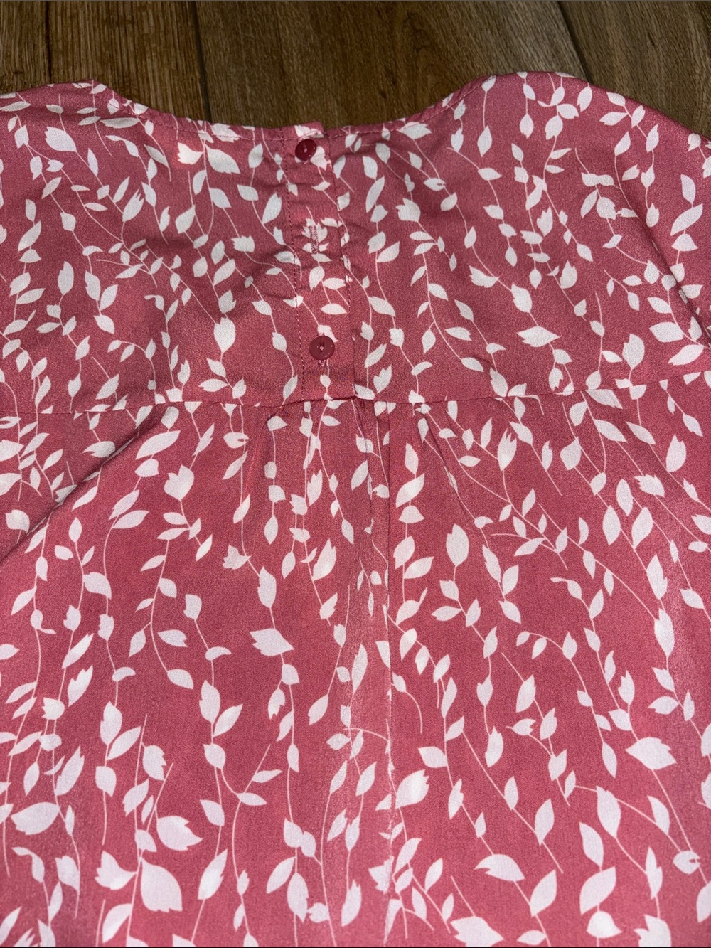 Monday Fun Women’s Chiffon Dress Shirt - Picture 4 of 5
